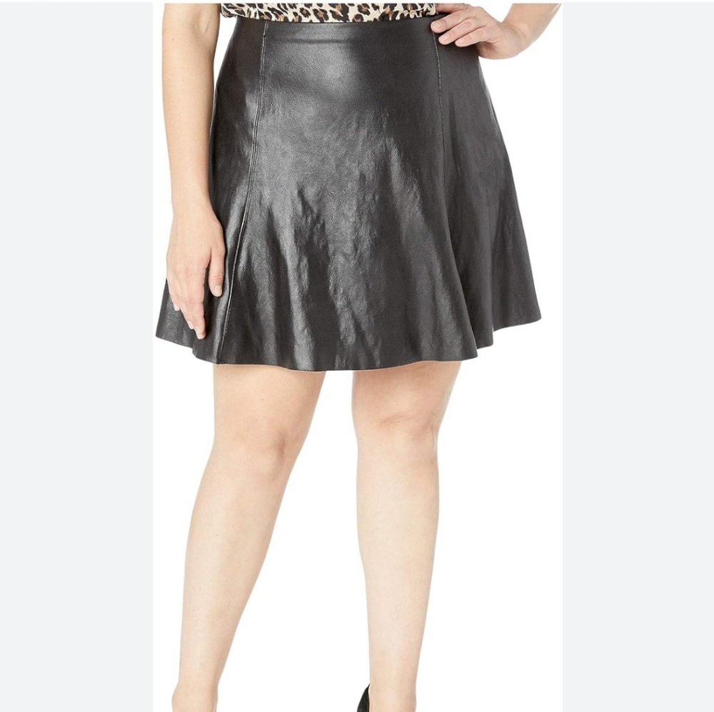 SPANX Black Circle Skater Skirt